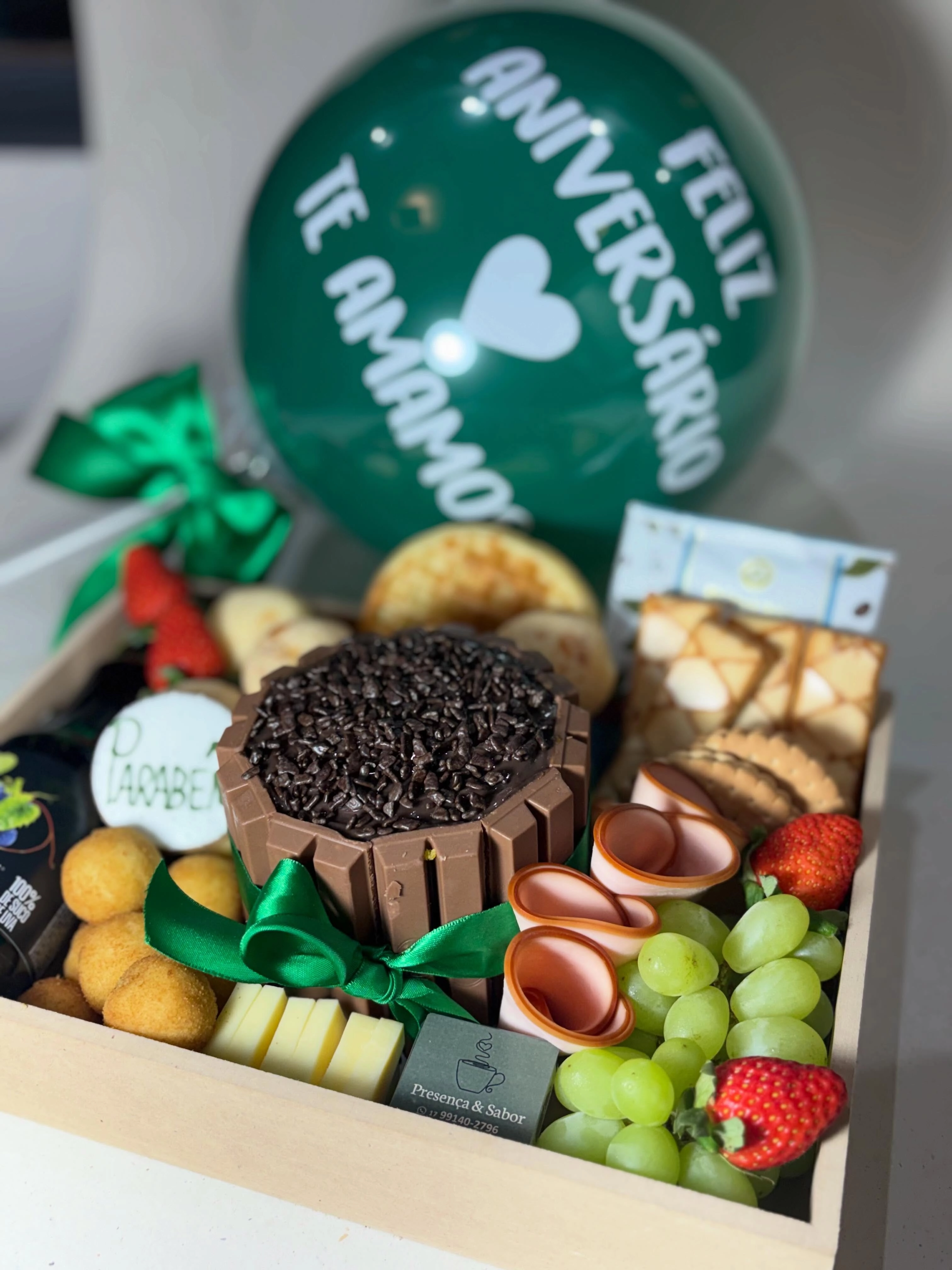 Box de aniversário com balão personalizado em São José do Rio Preto